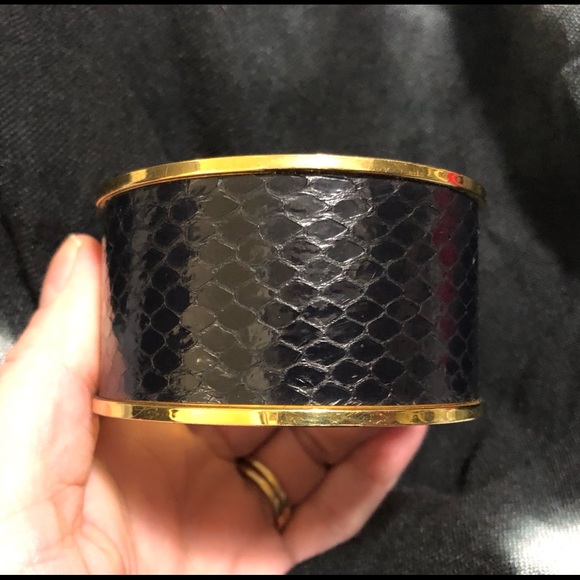 🔴 Final Price Vince Camuto Bangle Python/Gold - Picture 2 of 4